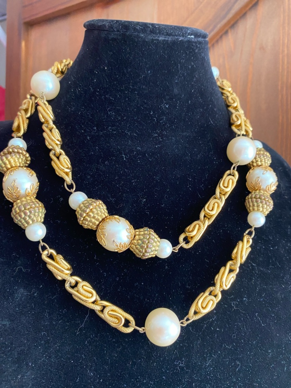 VTG Gold Pearl Bead Statement Necklace